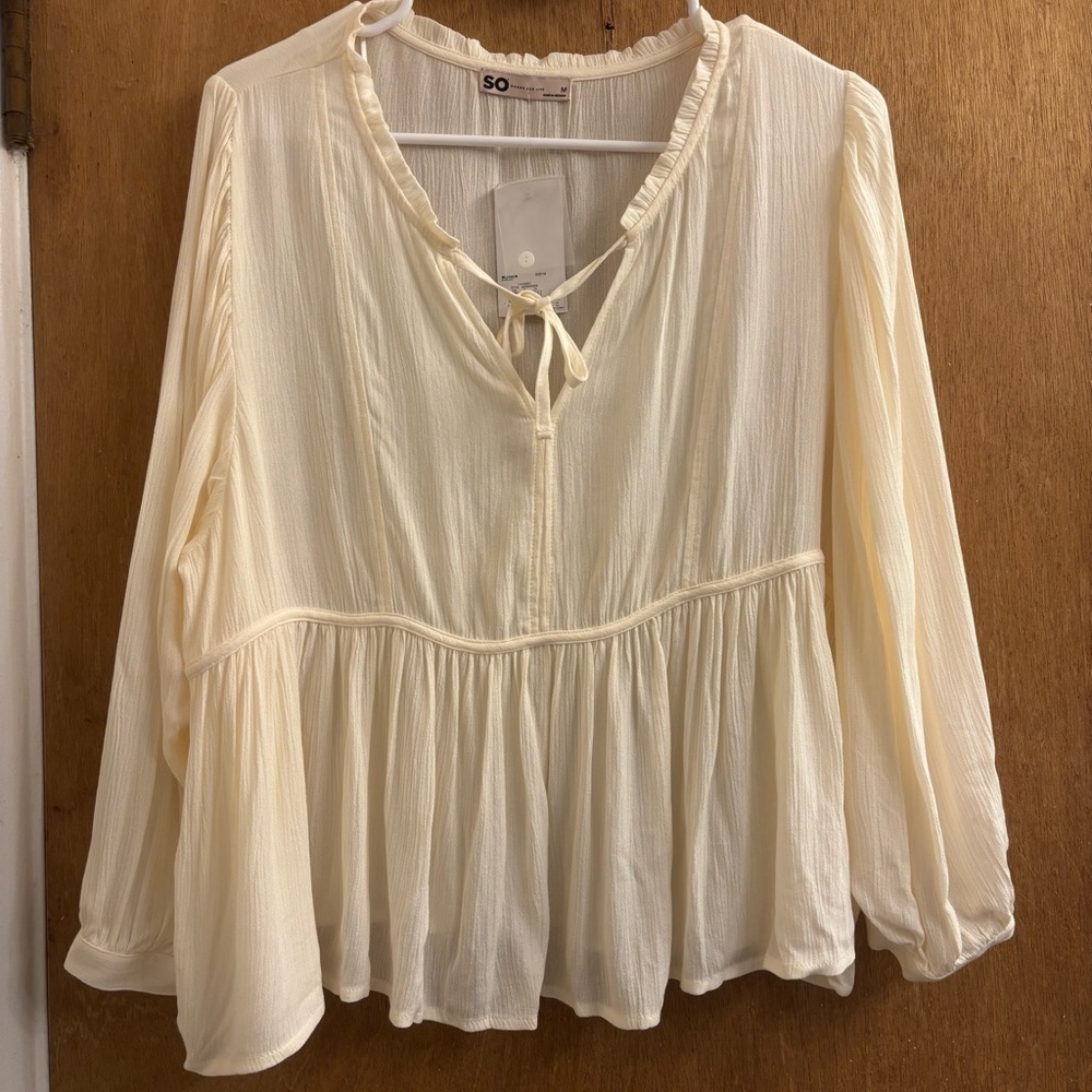 Kohl's Cream Boho Peasant Blouse